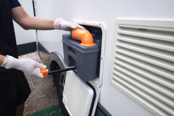 Portable Toilet Options We Offer in Hartwell, GA